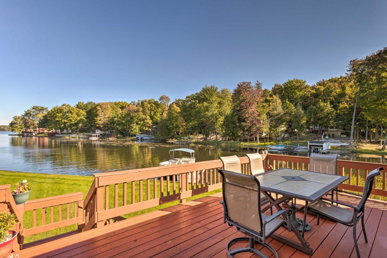 Willa Lakefront Ludington Retreat With Kayaks And Fire Pit! Zewnętrze zdjęcie